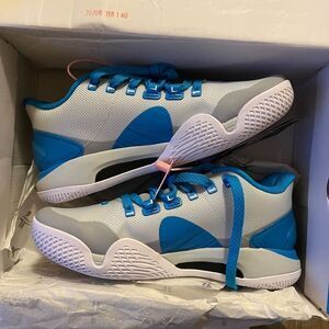 Animal Jam Xtep JLin One, Jeremy Lin - Men| Color: Blue Size: 40 7.5